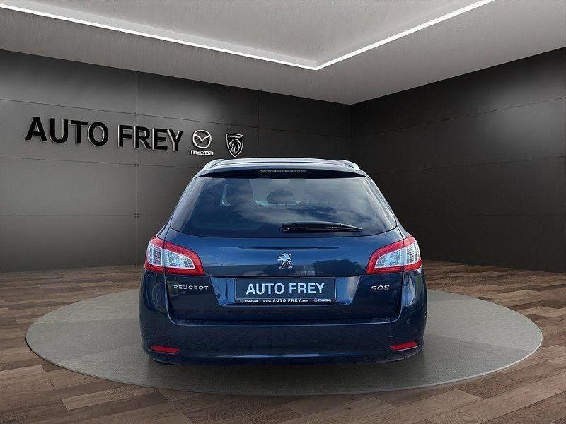 Gebraucht Peugeot 508 SW 150 PS (110 kW) 2016 Dunkelblau Kombi