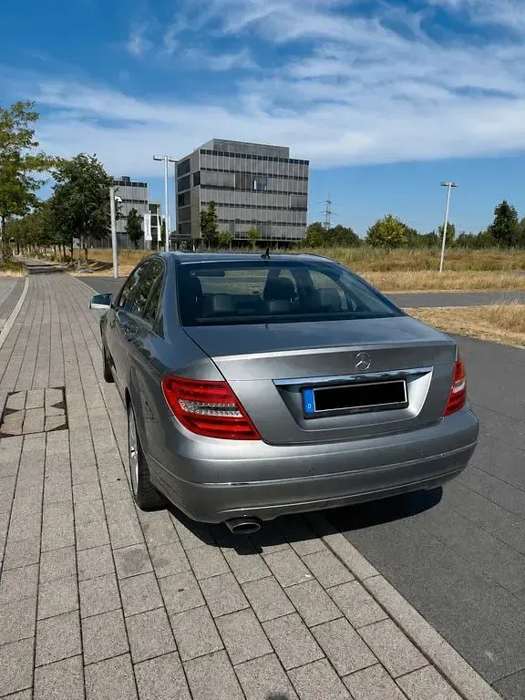 Gebraucht Mercedes 250 204 PS (150 kW) 2011 Grau Limousine