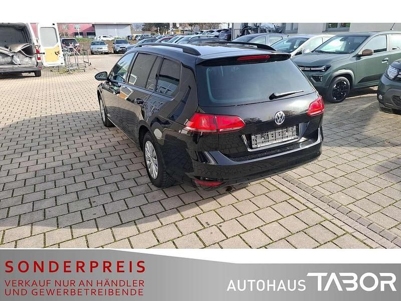 Gebraucht VW Golf VII Trendline 110 PS (80 kW) 2016 Schwarz Kombi