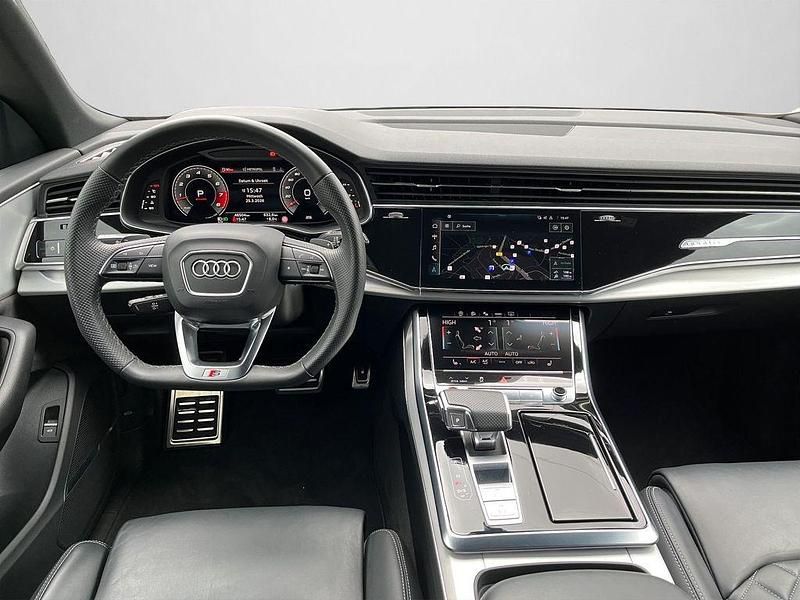 Gebraucht Audi SQ8 Ambiente 507 PS (372 kW) 2022 Daytonagrau perleffekt (metallic) SUV