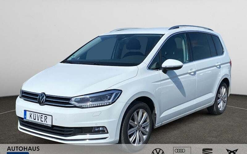 Weiß Gebraucht 2024 VW Touran Highline Van / Kleinbus | 35.850 € (Fairer Preis) - Bild 1/4