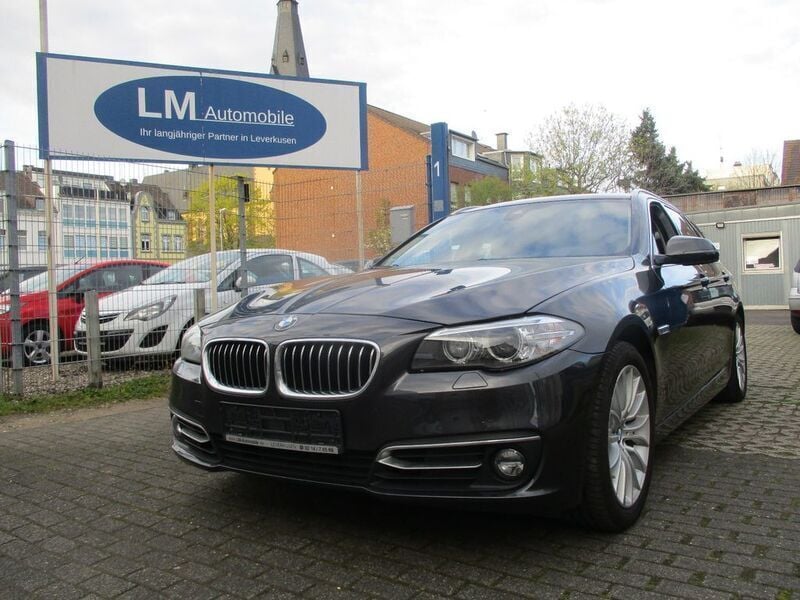 Grau Gebraucht 2015 BMW 530 Luxury Line Limousine | 16.500 € (Fairer Preis) - Bild 1/4