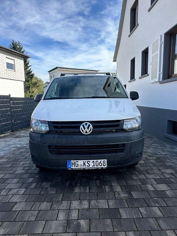 Weiß Gebraucht 2015 VW Transporter Van | 9.500 € - Bild 1/4
