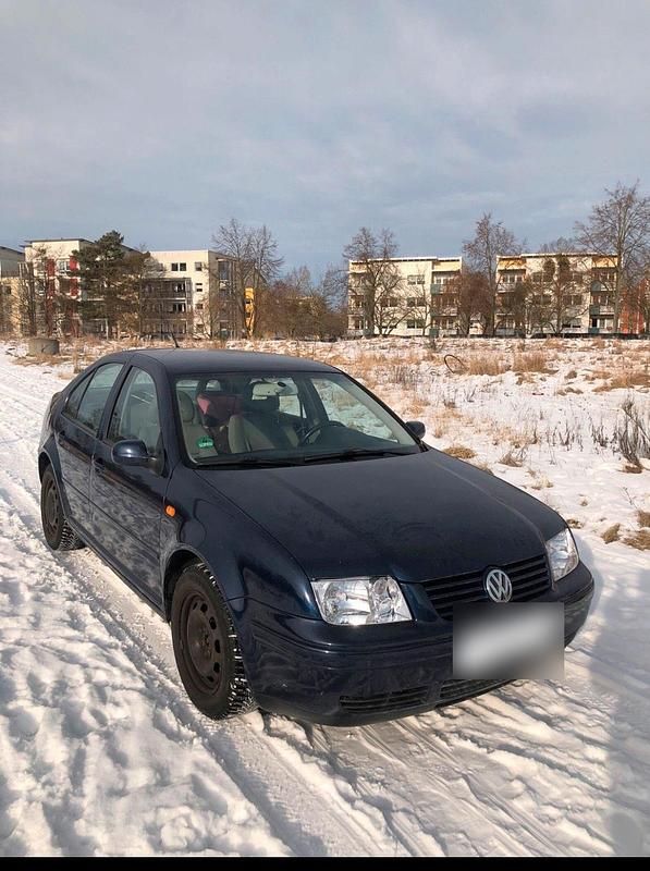 Gebraucht VW Bora Edition 105 PS (77 kW) 2001 Blau Limousine