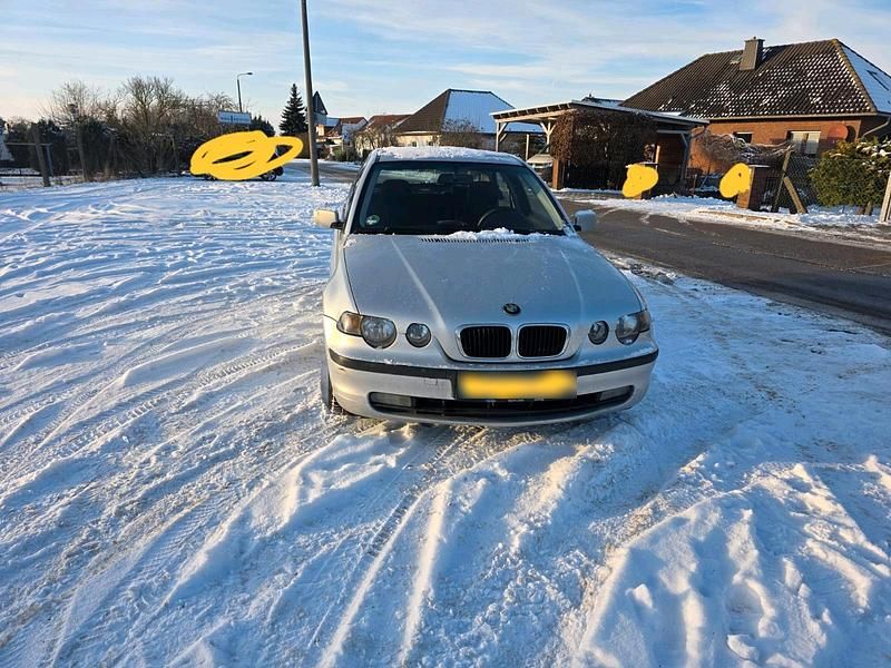 Gebraucht BMW 316 116 PS (85 kW) 2002 Silber Limousine