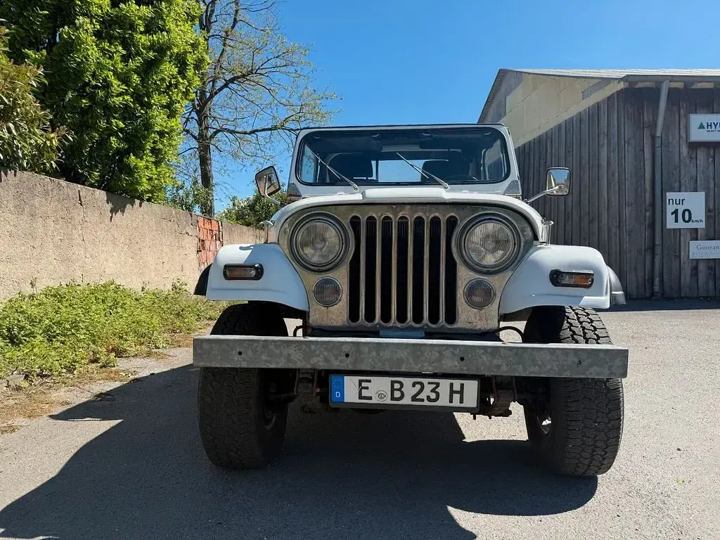 Gebraucht Jeep CJ 121 PS (88 kW) 1986 Weiß SUV