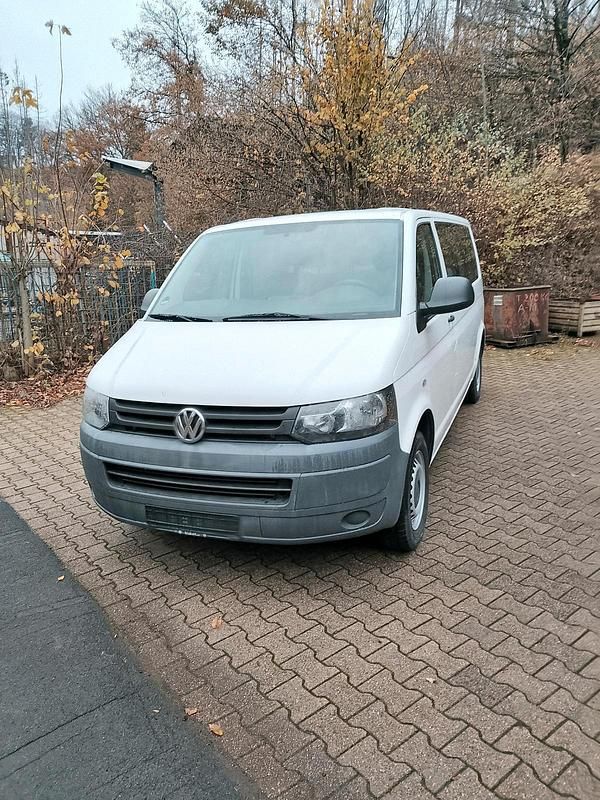Weiß Gebraucht 2010 VW T5 Van | 10.599 € - Bild 1/4