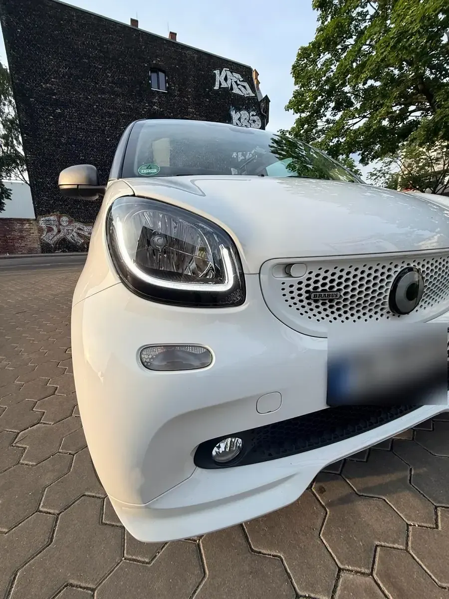 Gebraucht Smart ForTwo Cabrio Brabus 109 PS (80 kW) 2017 Weiß Cabrio