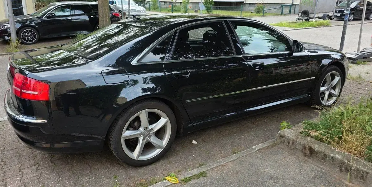 Usata Audi A8 232 CV (170 kW) 2010 Nero Berlina