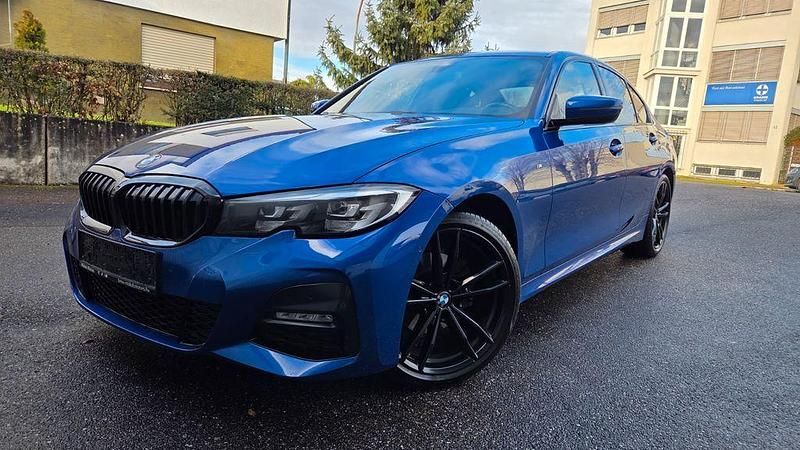 Blau Gebraucht 2022 BMW 320 M Sport Limousine | 20.999 € (Superpreis) - Bild 1/4