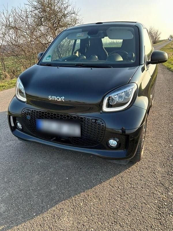 Gebraucht Smart ForTwo Coupé 60 kW (82 PS) 2023 Schwarz Cabrio