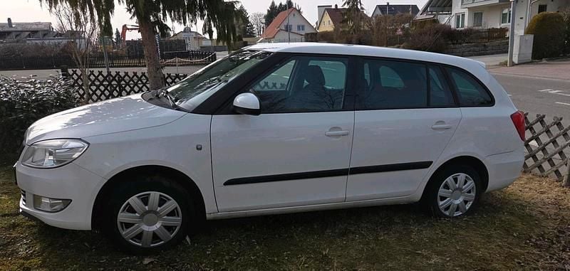 Gebraucht Skoda Fabia 86 PS (63 kW) 2010 Weiß Kombi