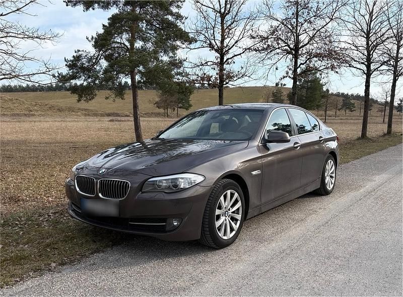 Gebraucht BMW 520 184 PS (135 kW) 2012 Andere farben Limousine