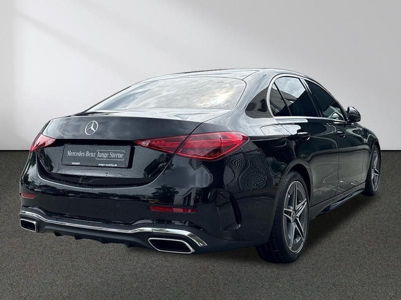 Gebraucht Mercedes C300 AMG 265 PS (194 kW) 2024 Andere farbe Limousine