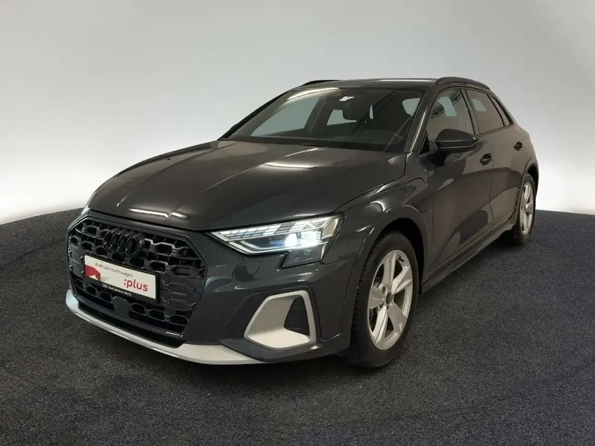 Gebraucht Audi A3 204 PS (150 kW) 2025 Manhattangrau metallic Kombi