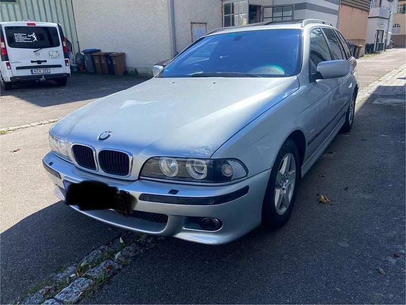 Silber Gebraucht 2002 BMW 525 M Sport Kombi | 2.999 € (Guter Preis) - Bild 1/4
