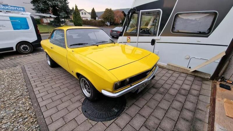 Gelb Gebraucht 1972 Opel Manta GSe Coupé | 15.499 € - Bild 1/4