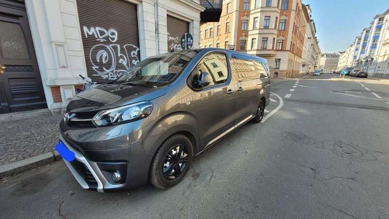 Gebraucht 2017 Toyota Proace Verso Kombi | 25.000 € (Fairer Preis) - Bild 1/4