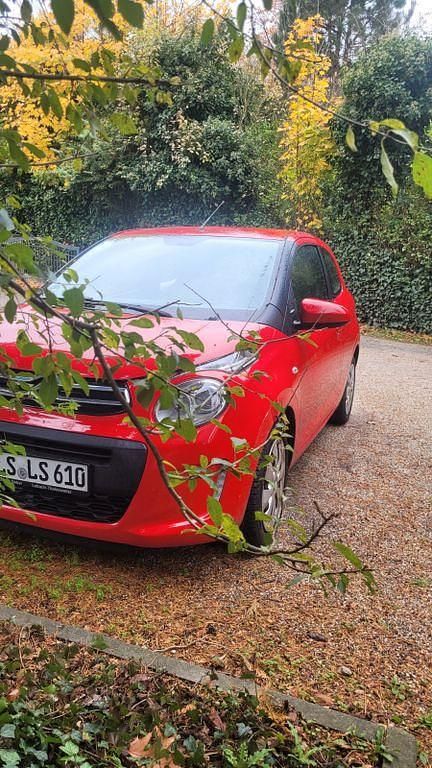 Rot Gebraucht 2015 Citroën C1 Kleinwagen | 4.750 € (Guter Preis) - Bild 1/4