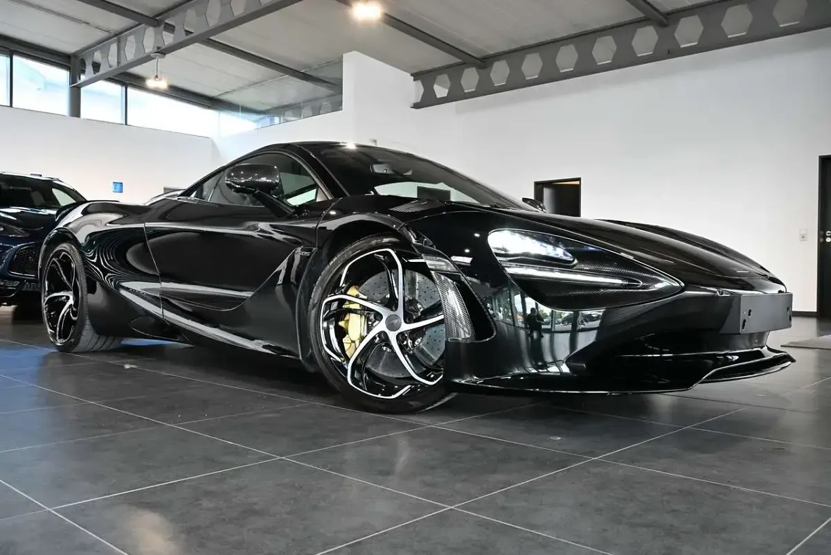 Gebraucht McLaren Senna 751 PS (552 kW) 2025 Mso borealis Coupé