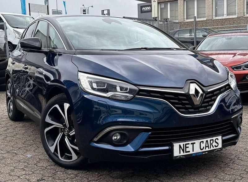 Gebraucht Renault Scenic E-Tech Bose Edition 132 PS (97 kW) 2017 Blau SUV