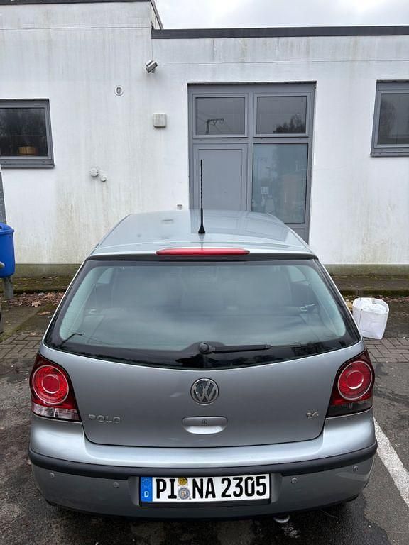 Gebraucht VW Polo 75 PS (55 kW) 2006 Grau Kleinwagen