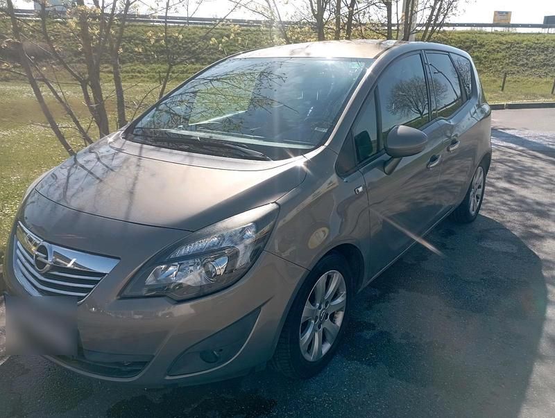 Gebraucht Opel Meriva 2010 Braun Van / Kleinbus