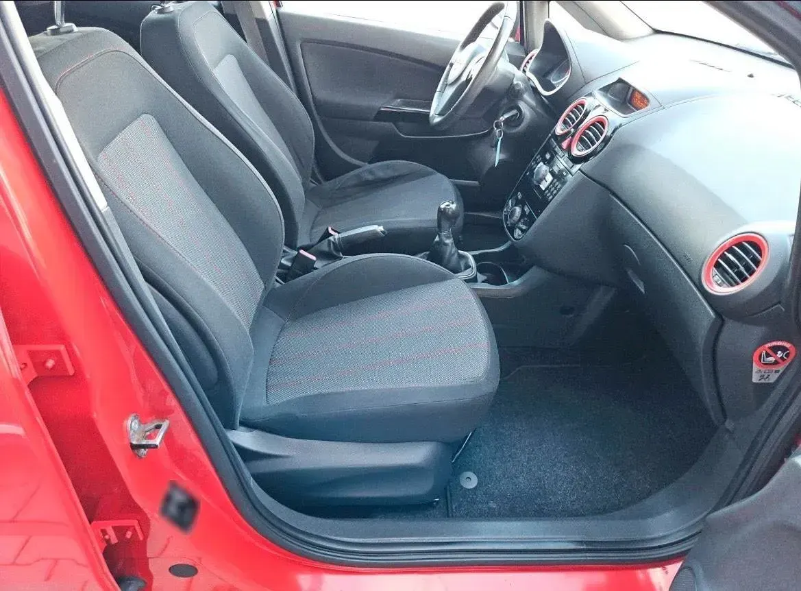 Gebraucht Opel Corsa Color Edition 87 PS (63 kW) 2010 Rot Kleinwagen