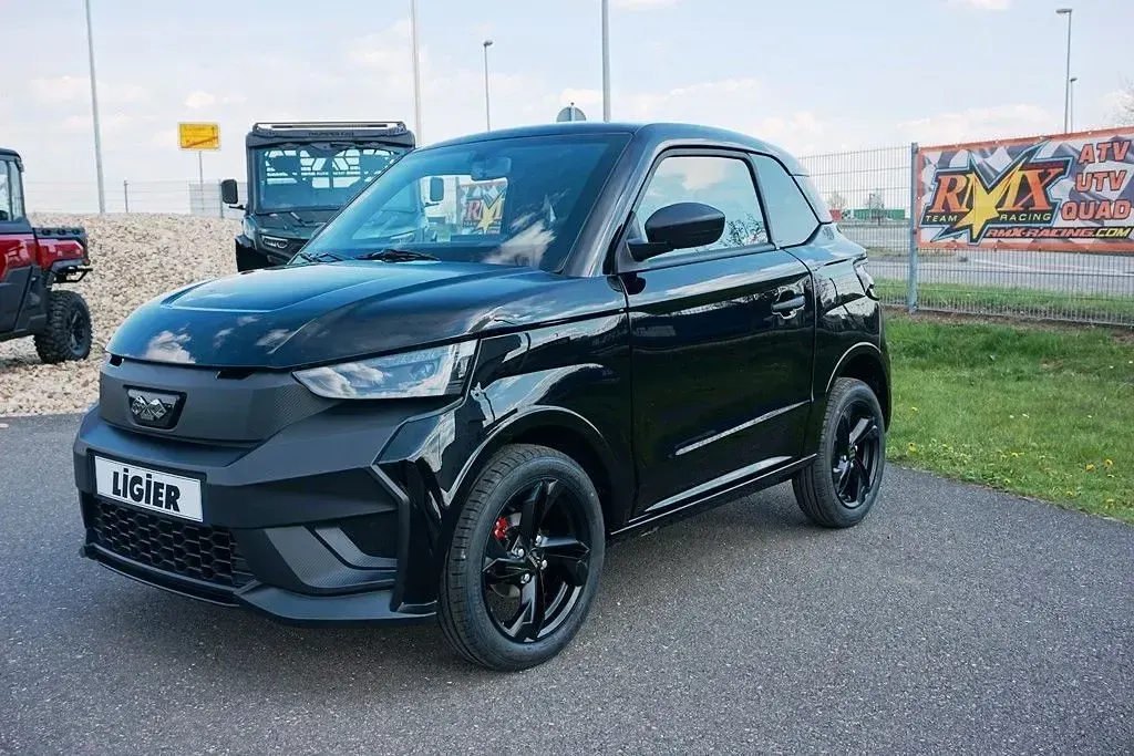 Nuova Ligier JS50 2026 Nero Utilitaria