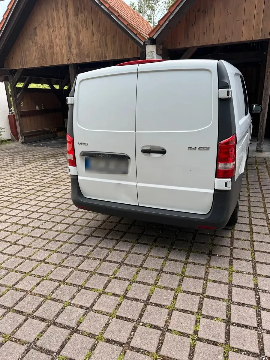 Gebraucht Mercedes Vito 136 PS (100 kW) 2015 Weiß Van
