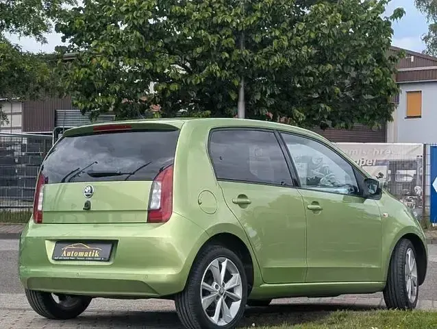 Gebraucht Skoda Citigo Fun 60 PS (44 kW) 2017 Grün Kleinwagen