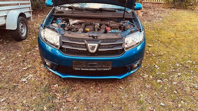 Blau Gebraucht 2014 Dacia Logan Limousine | 3.500 € (Fairer Preis) - Bild 1/4