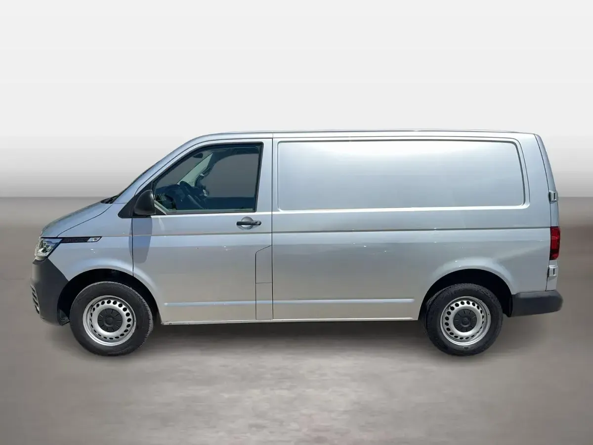 Gebraucht VW T6.1 150 PS (110 kW) 2021 Reflexsilber Van