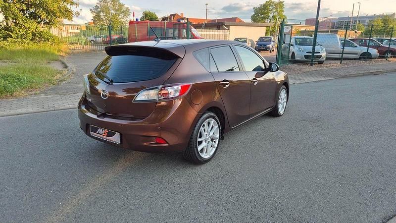 Gebraucht Mazda 3 Edition 105 PS (77 kW) 2012 Limousine