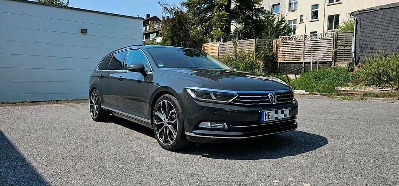 Grau Gebraucht 2016 VW Passat Kombi | 9.199 € (Guter Preis) - Bild 1/4