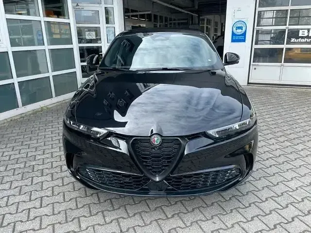 Gebraucht Alfa Romeo Tonale Sprint 131 PS (96 kW) 2023 Nero alfa SUV