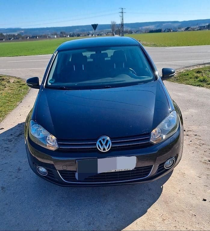 Gebraucht VW Golf VI Style 105 PS (77 kW) 2011 Schwarz Kleinwagen