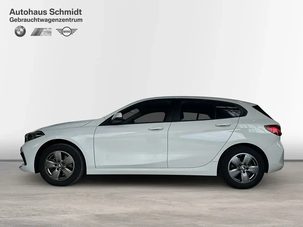Gebraucht BMW 116 Advantage 109 PS (80 kW) 2022 Alpinweiß uni Kleinwagen