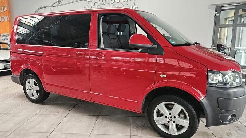 Gebraucht VW Transporter 179 PS (131 kW) 2012 Rot Van
