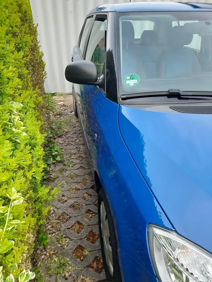 Gebraucht Skoda Fabia 60 PS (44 kW) 2008 Blau Limousine