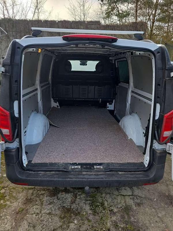 Gebraucht Mercedes Vito 163 PS (119 kW) 2020 Van