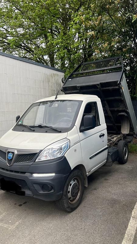 Gebraucht Piaggio Porter 106 PS (77 kW) 2023 Weiß Van / Kleinbus