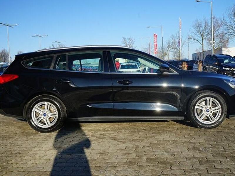 Gebraucht Ford Focus 150 PS (110 kW) 2021 Obsidianschwarz metallic Kombi