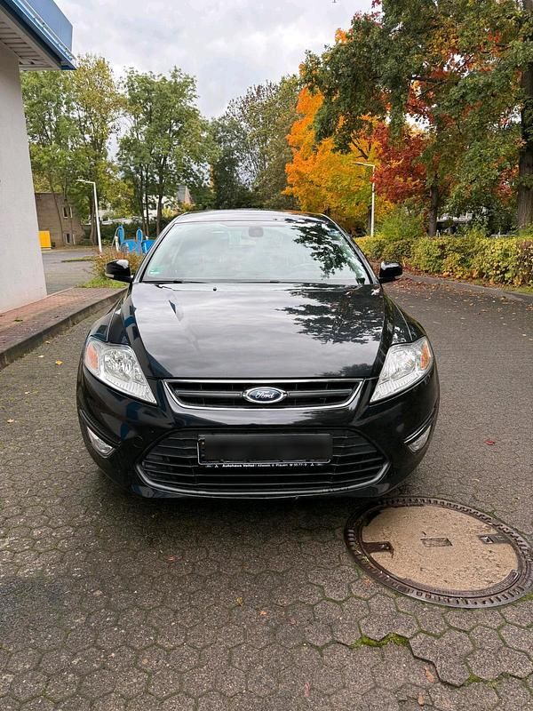 Schwarz Gebraucht 2012 Ford Mondeo Limousine | 4.999 € (Guter Preis) - Bild 1/4