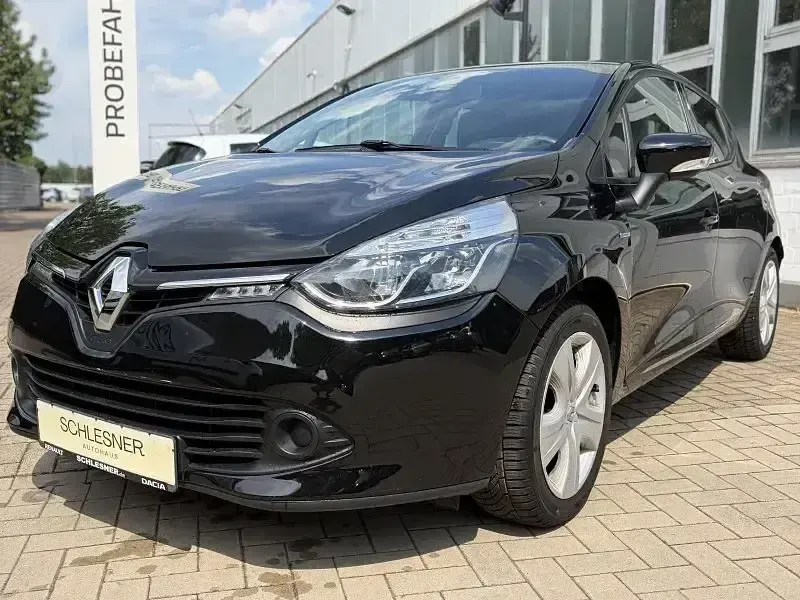 Gebraucht Renault Clio LIMITED 90 PS (66 kW) 2015 Blackpearlschwarz Kleinwagen