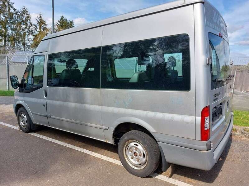 Polarsilber metallic Gebraucht 2010 Ford Transit Van / Kleinbus | 3.800 € (Fairer Preis) - Bild 1/4