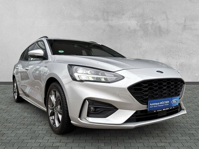 Gebraucht Ford Focus ST-Line 125 PS (91 kW) 2021 Polarsilber metallic Kombi