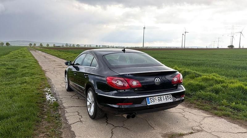 Usado VW CC 200 HP (147 kW) 2010 Preto Sedan