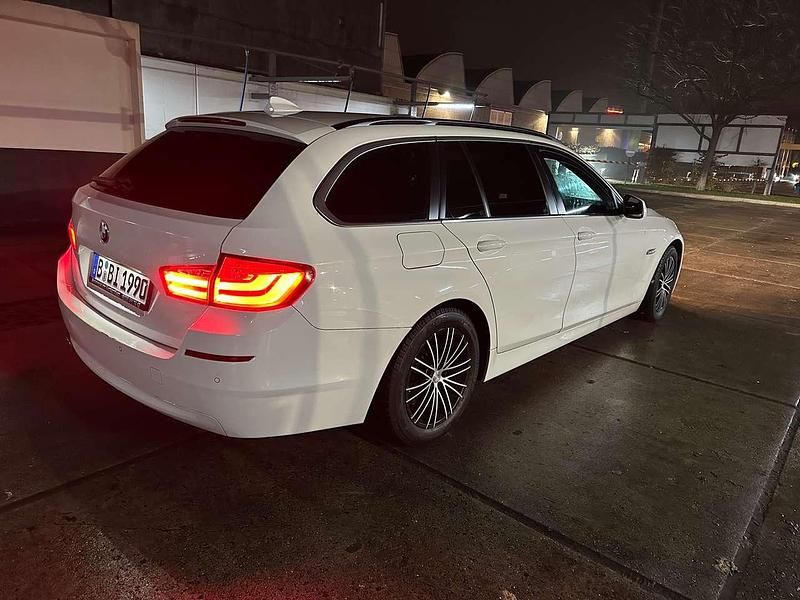 Weiß Gebraucht 2010 BMW 520 Sport Line Kombi | 8.000 € (Etwas zu teuer) - Bild 1/4
