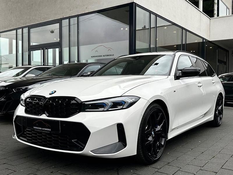 Weiß Gebraucht 2025 BMW M340 Performance Limousine | 57.890 € (Guter Preis) - Bild 1/4